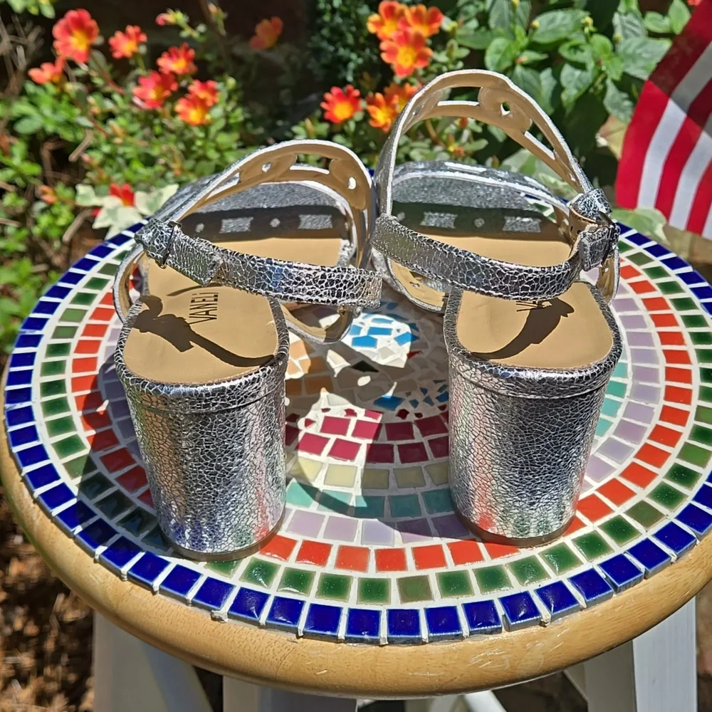 VANELi Slingback Chunky Heel Sandals - Picture 4 of 14